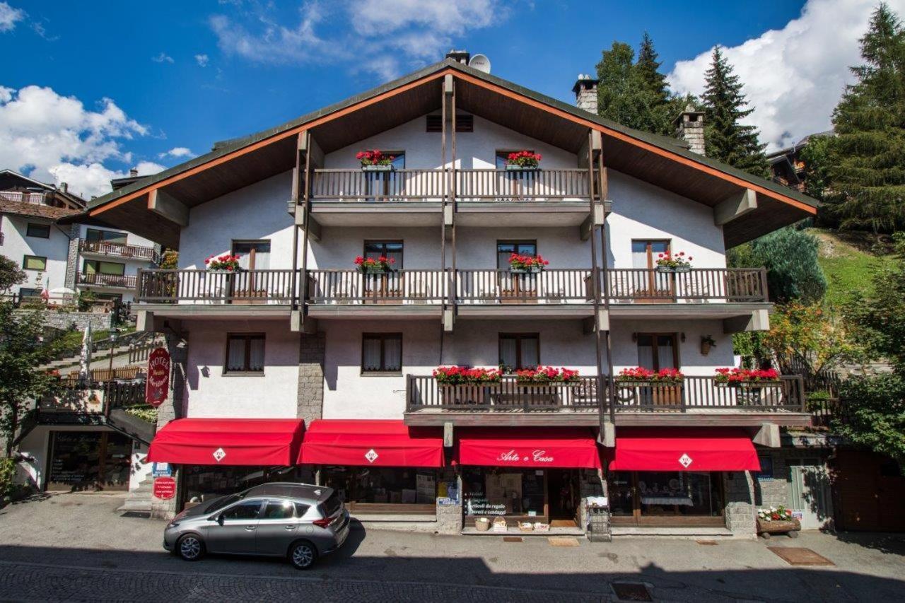 Hotel Meuble Meridiana Valtournenche Zewnętrze zdjęcie