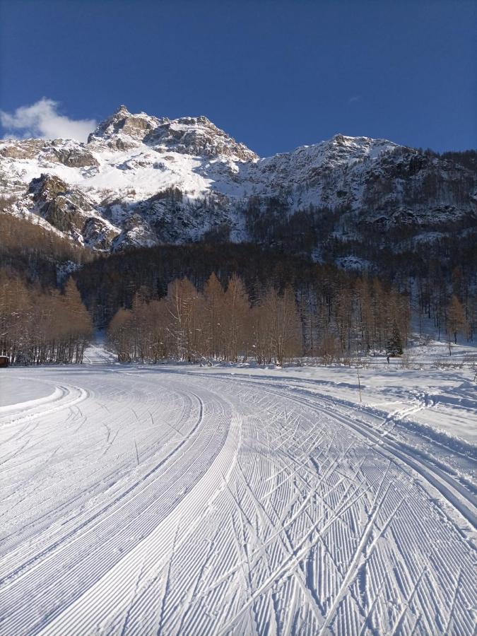 Hotel Meuble Meridiana Valtournenche Zewnętrze zdjęcie