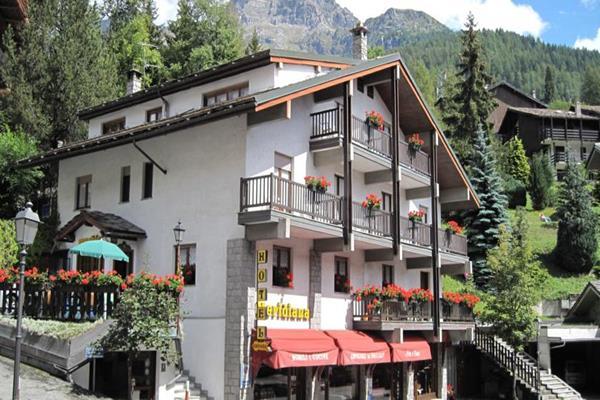 Hotel Meuble Meridiana Valtournenche Zewnętrze zdjęcie