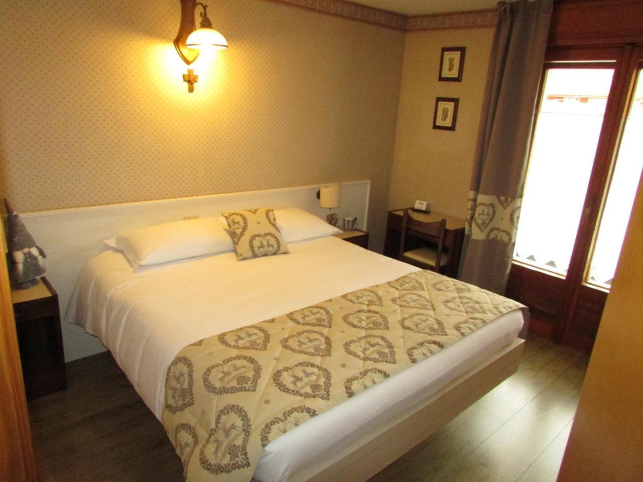 Hotel Meuble Meridiana Valtournenche Zewnętrze zdjęcie